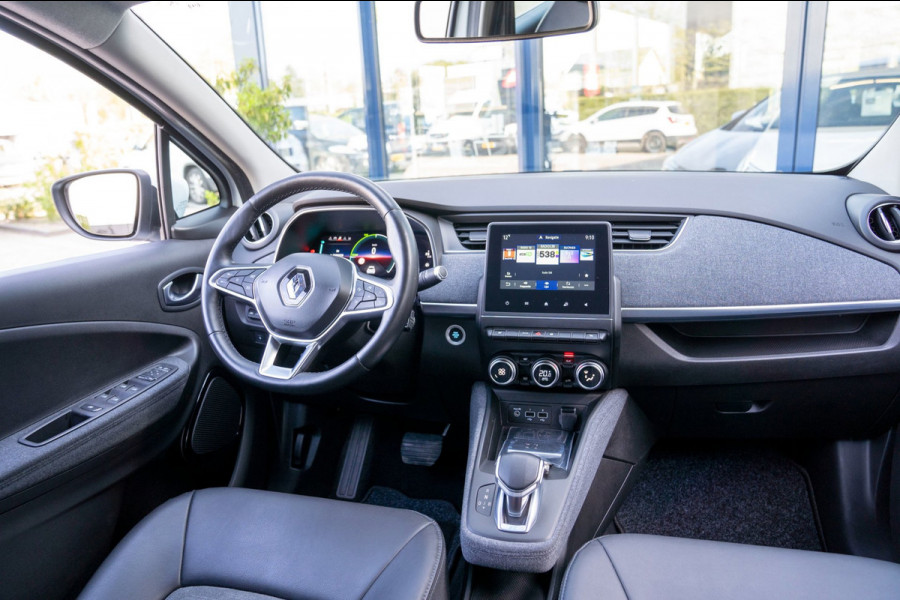 Renault ZOE R135 Evolution 52 kWh|Prijs rijklaar incl 12 mnd garantie| Camera Stuur/Stoelverwarming Blindspot Navi