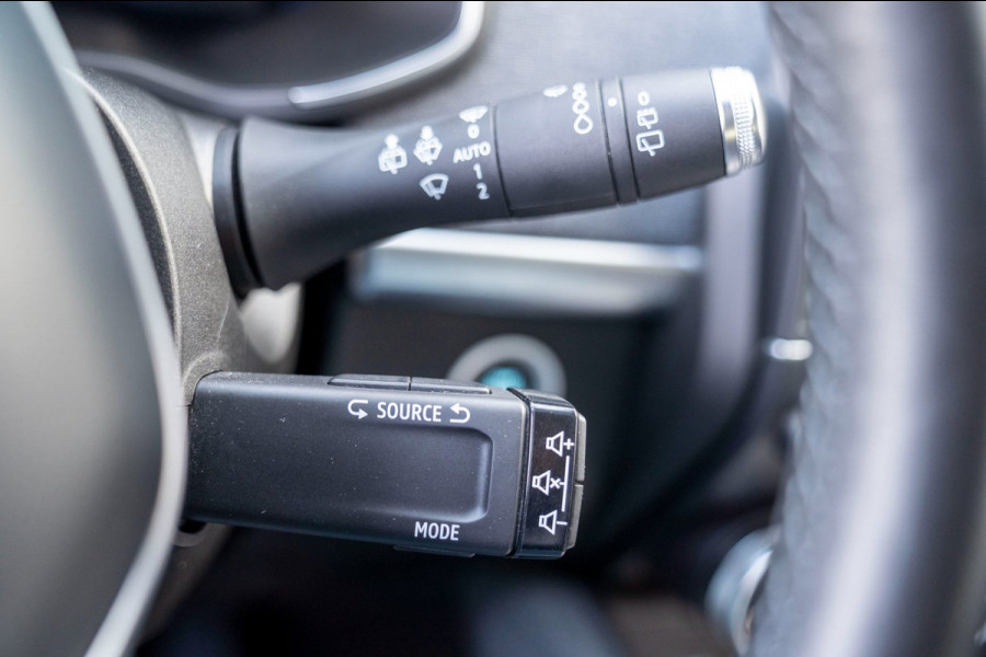 Renault ZOE R135 Evolution 52 kWh|Prijs rijklaar incl 12 mnd garantie| Camera Stuur/Stoelverwarming Blindspot Navi