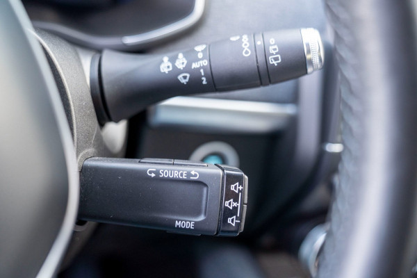 Renault ZOE R135 Evolution 52 kWh|Prijs rijklaar incl 12 mnd garantie| Camera Stuur/Stoelverwarming Blindspot Navi