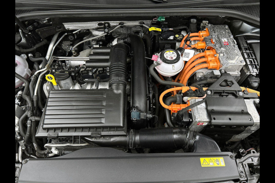 Audi Q3 Sportback 45 TFSI e Plug-In Hybrid S Line BLACK-LINE | VIRTUAL | CAMERA | EL-ACHTERKLEP