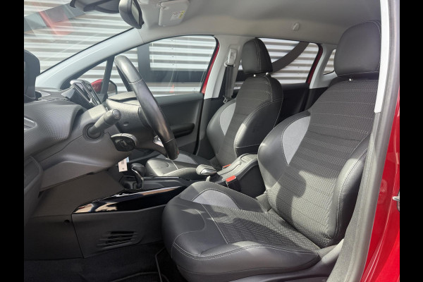 Peugeot 2008 1.2 PureTech Allure 1e Eigenaar|Navi|Camera|Clima|Cruise|Trekhaak|D-riem v.v. in 2024|Carplay|N.A.P|APK tot 03-2027