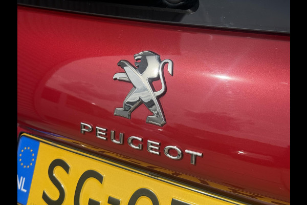 Peugeot 2008 1.2 PureTech Allure 1e Eigenaar|Navi|Camera|Clima|Cruise|Trekhaak|D-riem v.v. in 2024|Carplay|N.A.P|APK tot 03-2027