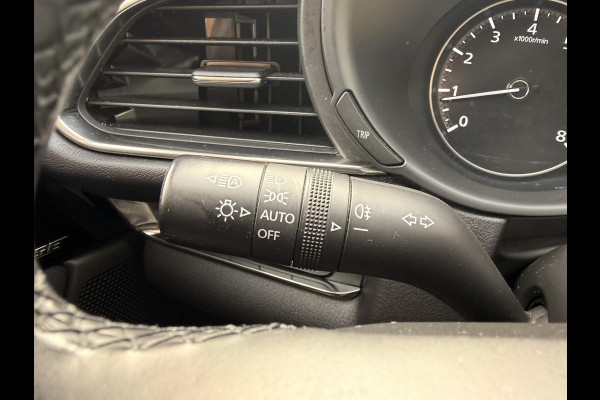 Mazda CX-30 2.0 e-SkyActiv-X M Hybrid Sportive | BOSE | ELEKTRISCHE ACHTERKLEP | STOELVERWARMING |