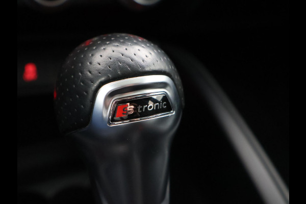 Audi A1 Sportback 1.8 TFSI 192 PK S-TRONIC AUT. S-LINE + SCHUIFDAK | LEDER SPORTINTERIEUR | BOSE | STOELVERWARMING