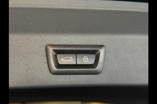 BMW X3 XDrive30i High Executive / H/K / Memory / 360 Camera / HUD / Laser / Trekhaak / Stuurverwarming / Leer