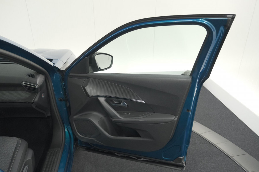 Peugeot 2008 1.2 Hybrid 145 Allure | 360 Camera | Adaptieve Cruise Control | Dodehoekdetectie