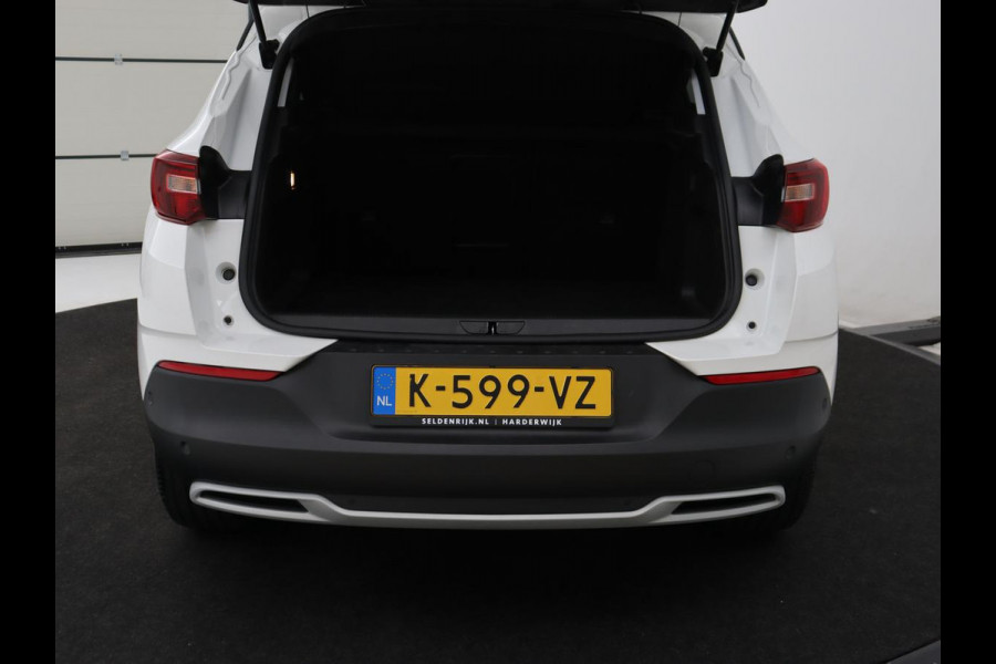 Opel Grandland X 1.6 Turbo Hybrid Elegance | SOH 90,2% | Carplay | Camera | Full LED | Half leder | Navigatie | Parkeerhulp | Climate control | Bluetooth | Cruise control | 56.000km NAP | PHEV | Plug In