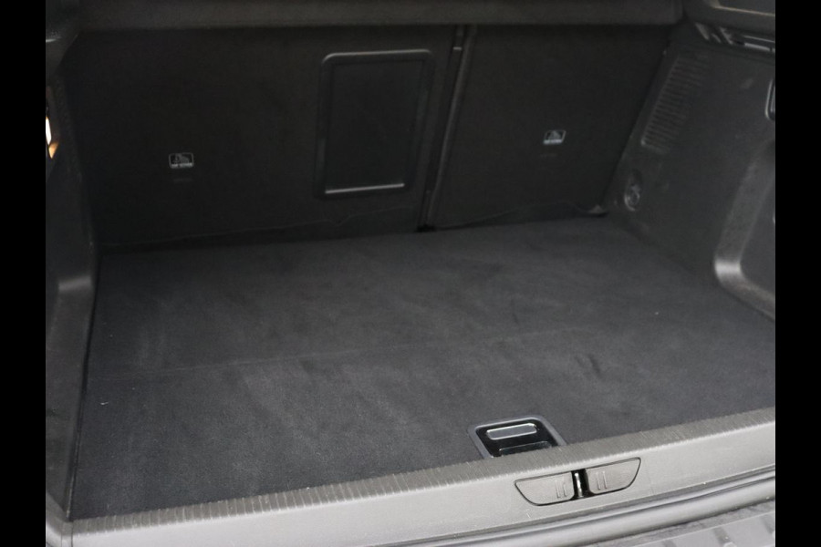 Opel Grandland X 1.6 Turbo Hybrid Elegance | SOH 90,2% | Carplay | Camera | Full LED | Half leder | Navigatie | Parkeerhulp | Climate control | Bluetooth | Cruise control | 56.000km NAP | PHEV | Plug In