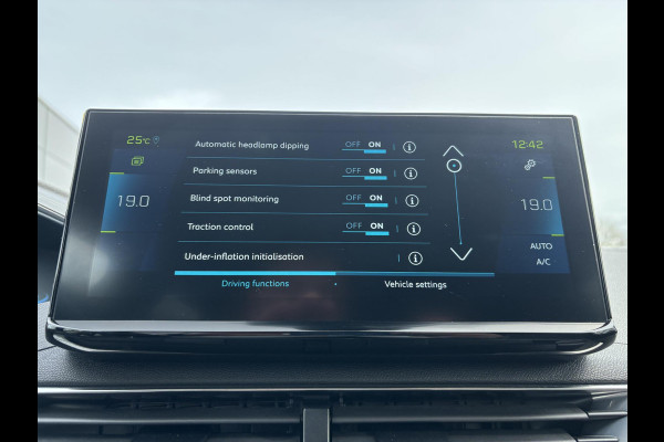 Peugeot 3008 1.6 HYbrid 225 Allure Pack Business 200pk PHEV | Elektrische Achterklep | Stoelverwarming | Dodehoeksensoren