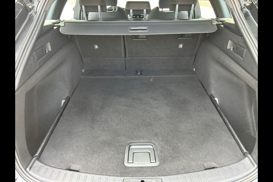 Toyota Corolla Touring Sports 1.8 Hybrid Business Apple Carplay Rijklaarprijs