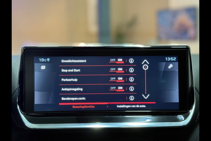 Peugeot 208 GT 100PK Aut. Navi Pdc Leder 360° camera Carbon 3D Cockpit Clima Led Cruise