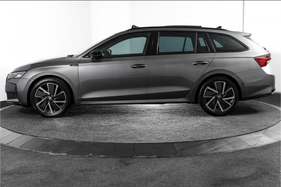 Škoda Octavia Combi 1.5 TSI MHEV 150 PK Sportline Tour | S/K-Panodak | Elek. Trekhaak | Matrix Led | Adapt. Cruise | Winterpakket | 13 inch Navi | Camera | NAV + App. Connect | ECC | Elek. Klep | LM 18" | 3196