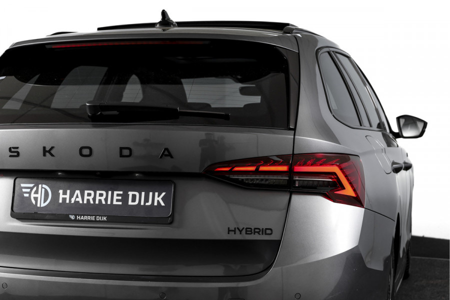 Škoda Octavia Combi 1.5 TSI MHEV 150 PK Sportline Tour | S/K-Panodak | Elek. Trekhaak | Matrix Led | Adapt. Cruise | Winterpakket | 13 inch Navi | Camera | NAV + App. Connect | ECC | Elek. Klep | LM 18" | 3196