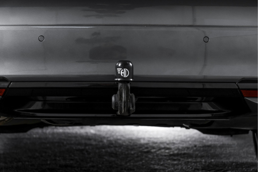 Škoda Octavia Combi 1.5 TSI MHEV 150 PK Sportline Tour | S/K-Panodak | Elek. Trekhaak | Matrix Led | Adapt. Cruise | Winterpakket | 13 inch Navi | Camera | NAV + App. Connect | ECC | Elek. Klep | LM 18" | 3196