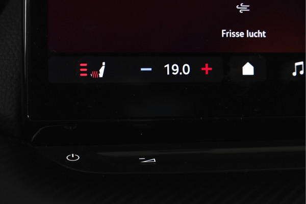 Škoda Octavia Combi 1.5 TSI MHEV 150 PK Sportline Tour | S/K-Panodak | Elek. Trekhaak | Matrix Led | Adapt. Cruise | Winterpakket | 13 inch Navi | Camera | NAV + App. Connect | ECC | Elek. Klep | LM 18" | 3196