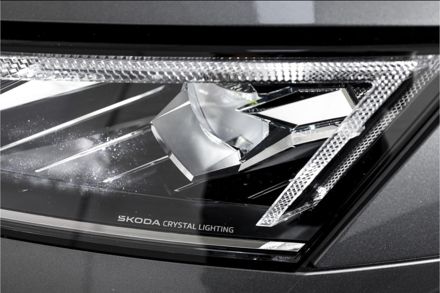 Škoda Octavia Combi 1.5 TSI MHEV 150 PK Sportline Tour | S/K-Panodak | Elek. Trekhaak | Matrix Led | Adapt. Cruise | Winterpakket | 13 inch Navi | Camera | NAV + App. Connect | ECC | Elek. Klep | LM 18" | 3196