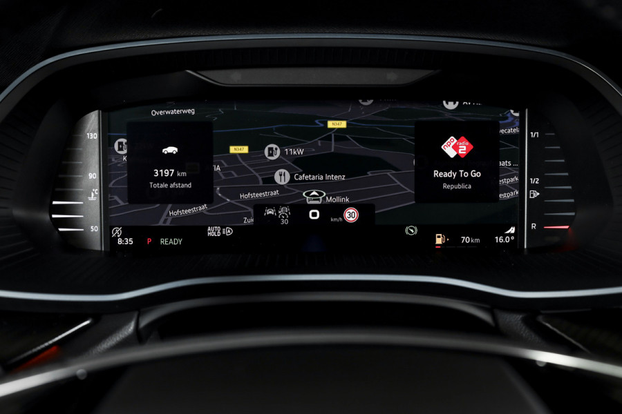 Škoda Octavia Combi 1.5 TSI MHEV 150 PK Sportline Tour | S/K-Panodak | Elek. Trekhaak | Matrix Led | Adapt. Cruise | Winterpakket | 13 inch Navi | Camera | NAV + App. Connect | ECC | Elek. Klep | LM 18" | 3196