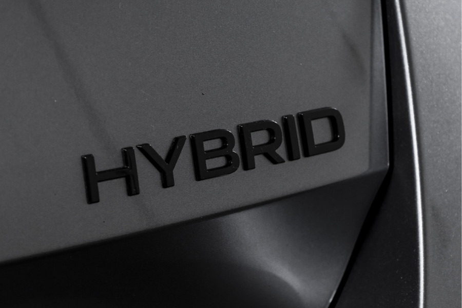 Škoda Octavia Combi 1.5 TSI MHEV 150 PK Sportline Tour | S/K-Panodak | Elek. Trekhaak | Matrix Led | Adapt. Cruise | Winterpakket | 13 inch Navi | Camera | NAV + App. Connect | ECC | Elek. Klep | LM 18" | 3196