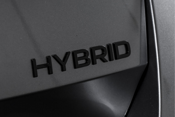 Škoda Octavia Combi 1.5 TSI MHEV 150 PK Sportline Tour | S/K-Panodak | Elek. Trekhaak | Matrix Led | Adapt. Cruise | Winterpakket | 13 inch Navi | Camera | NAV + App. Connect | ECC | Elek. Klep | LM 18" | 3196