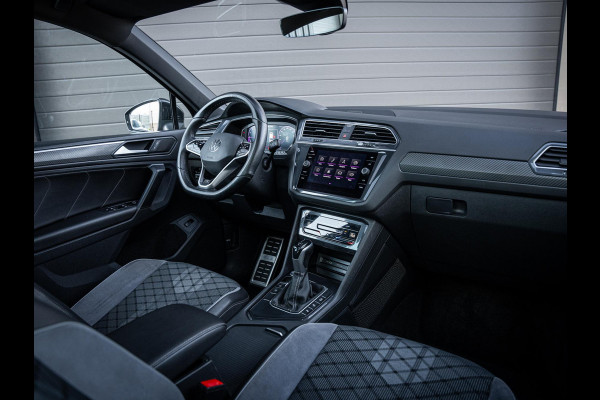 Volkswagen Tiguan 1.5 TSI R-Line Business+ - Pano l Full Led l Camera l ACC l Auto carplay