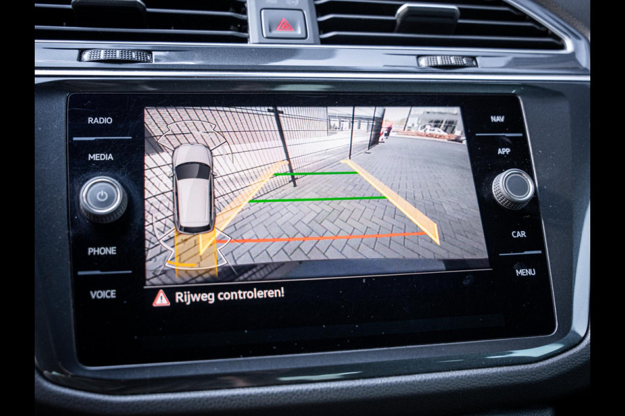 Volkswagen Tiguan 1.5 TSI R-Line Business+ - Pano l Full Led l Camera l ACC l Auto carplay