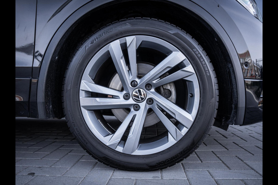 Volkswagen Tiguan 1.5 TSI R-Line Business+ - Pano l Full Led l Camera l ACC l Auto carplay