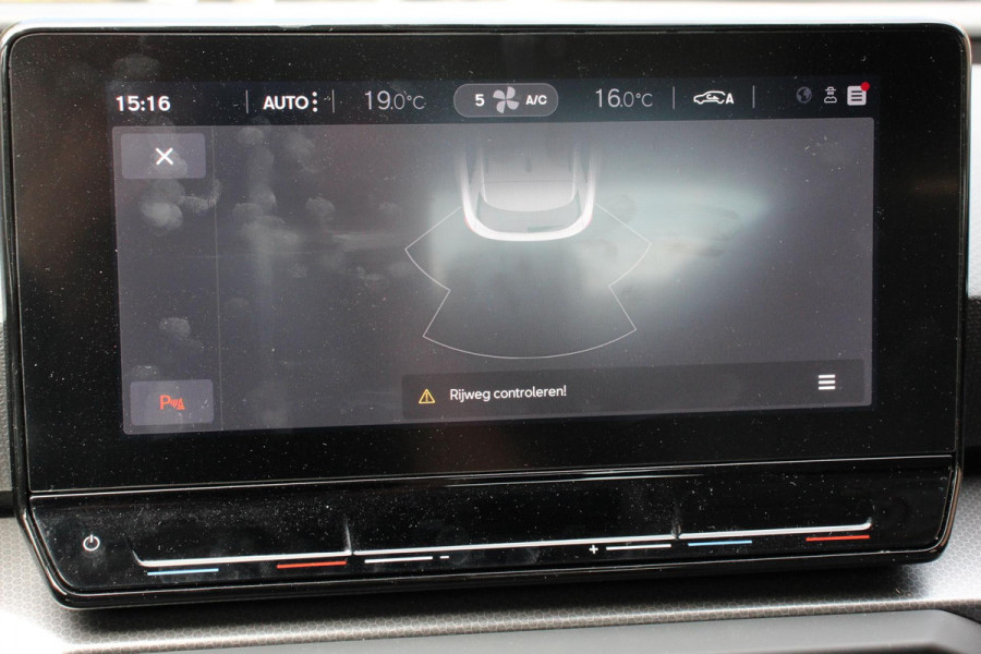 Seat Leon Sportstourer 1.0 TSI Style Nieuw Type ! Navigatie Climate control Cruise adaptive Led Virtual Cockpit Lichtmetalen Velgen Parkeer sensoren Getinte ruiten