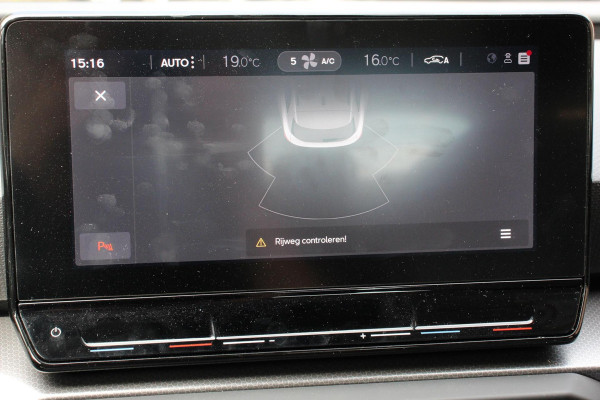 Seat Leon Sportstourer 1.0 TSI Style Nieuw Type ! Navigatie Climate control Cruise adaptive Led Virtual Cockpit Lichtmetalen Velgen Parkeer sensoren Getinte ruiten