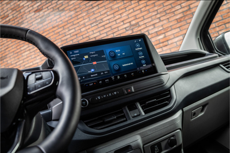 Ford Transit Custom 320 2.0 TDCI 170 PK L2H1 DC | Dubbel Cabine | ACC | Blind Spot | Navigatie | Camera | CarPlay | Lane Assist | Trekhaak | BPM VRIJ | Verlengde fabrieksgarantie tot 12-2029