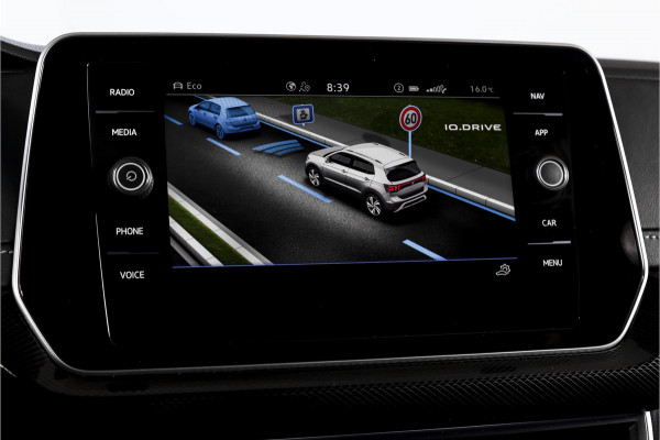 Volkswagen T-Cross 1.0 TSI 115 PK R-Line - Automaat | Dig. Cockpit | Adapt. Cruise | Camera | PDC | App. Connect | ECC | DAB | LM 18" | 3952