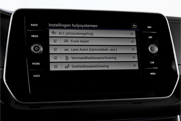 Volkswagen T-Cross 1.0 TSI 115 PK R-Line - Automaat | Dig. Cockpit | Adapt. Cruise | Camera | PDC | App. Connect | ECC | DAB | LM 18" | 3952