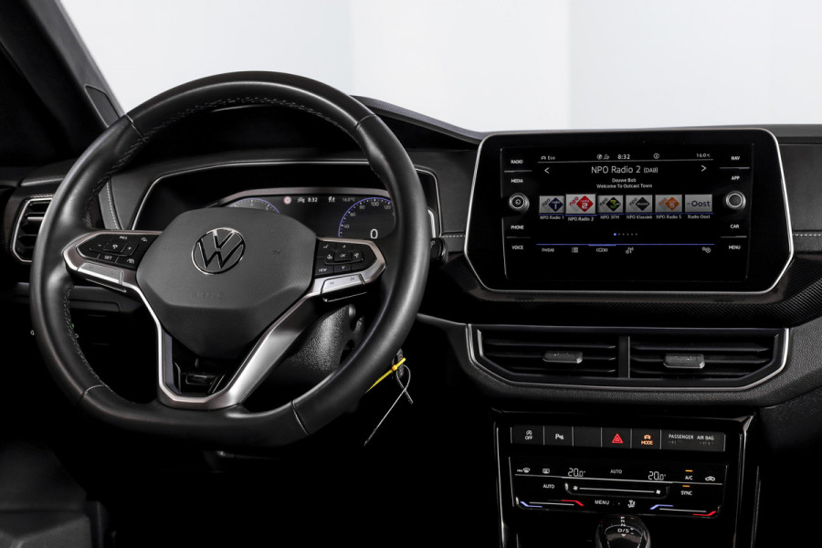 Volkswagen T-Cross 1.0 TSI 115 PK R-Line - Automaat | Dig. Cockpit | Adapt. Cruise | Camera | PDC | App. Connect | ECC | DAB | LM 18" | 3952