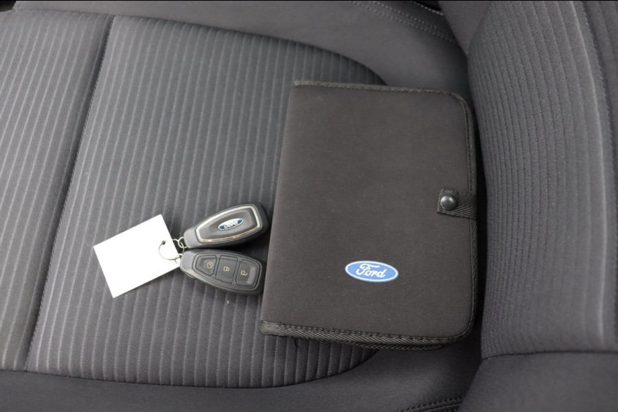 Ford Focus 1.0 EcoBoost Titanium Business org.NL trekhaak stoel+raamverw.