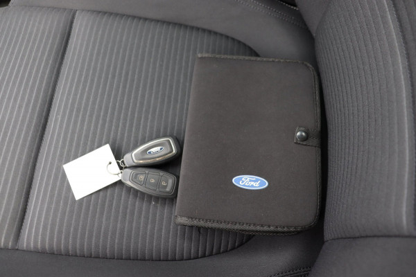 Ford Focus 1.0 EcoBoost Titanium Business org.NL trekhaak stoel+raamverw.