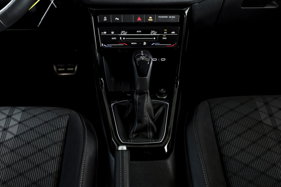 Volkswagen T-Cross 1.0 TSI 115 PK R-Line - Automaat | Dig. Cockpit | Adapt. Cruise | Camera | PDC | App. Connect | ECC | DAB | LM 18" | 5190