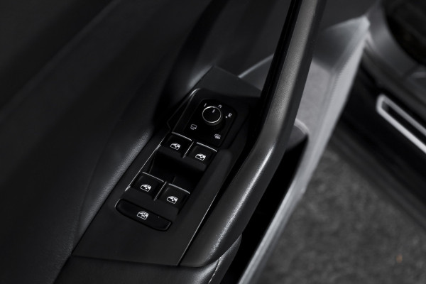 Volkswagen T-Cross 1.0 TSI 115 PK R-Line - Automaat | Dig. Cockpit | Adapt. Cruise | Camera | PDC | App. Connect | ECC | DAB | LM 18" | 5190