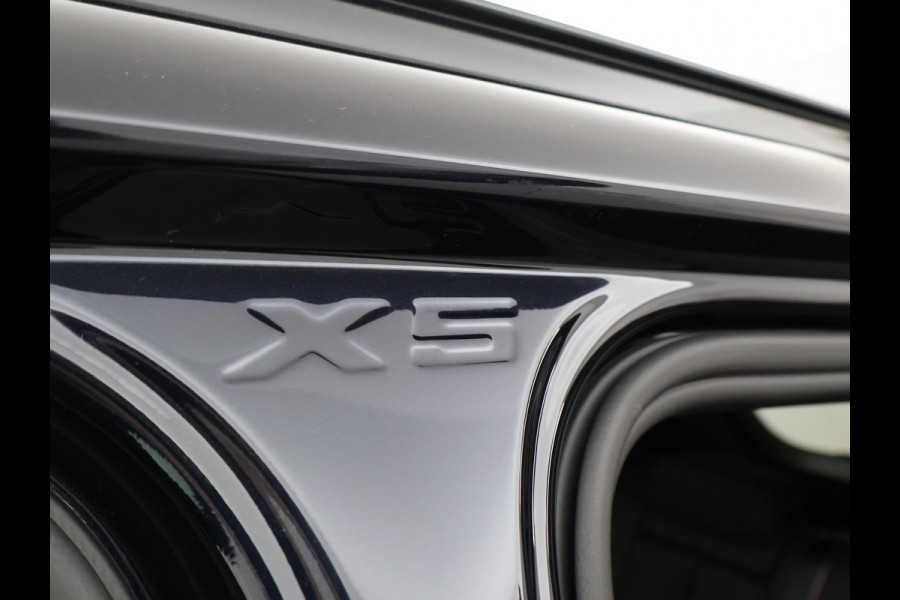 BMW X5 xDrive30d M-SPORT + HEAD-UP | WEGKL. TREKHAAK | ADAPTIVE CRUISE | PANORAMA | SFEERVERLICHTING