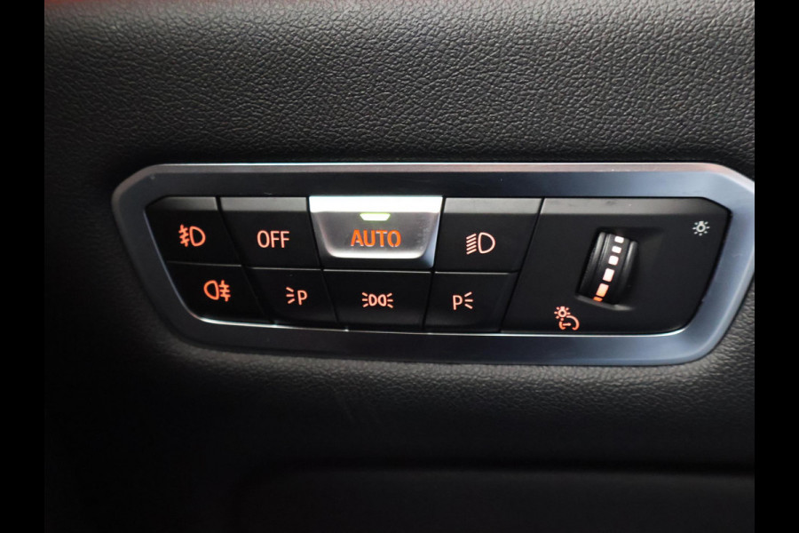 BMW X5 xDrive30d M-SPORT + HEAD-UP | WEGKL. TREKHAAK | ADAPTIVE CRUISE | PANORAMA | SFEERVERLICHTING