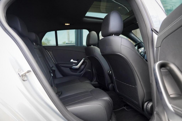 Mercedes-Benz CLA-Klasse Shooting Brake 250 e / Pano / leder / sfeerverlichting / trekhaak