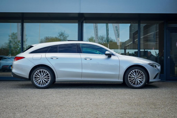 Mercedes-Benz CLA-Klasse Shooting Brake 250 e / Pano / leder / sfeerverlichting / trekhaak