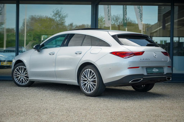 Mercedes-Benz CLA-Klasse Shooting Brake 250 e / Pano / leder / sfeerverlichting / trekhaak