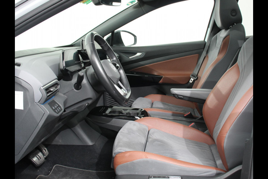 Volkswagen ID.4 204pk Panorama dak Navigatie Climate Control Parkeer Sensoren Lichtmetalen velgen