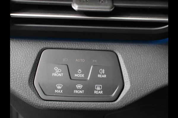 Volkswagen ID.4 204pk Panorama dak Navigatie Climate Control Parkeer Sensoren Lichtmetalen velgen