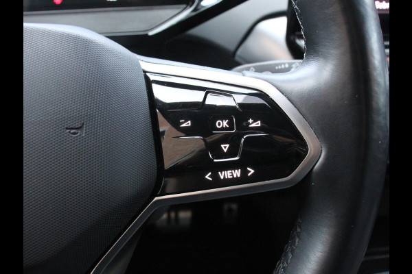Volkswagen ID.4 204pk Panorama dak Navigatie Climate Control Parkeer Sensoren Lichtmetalen velgen
