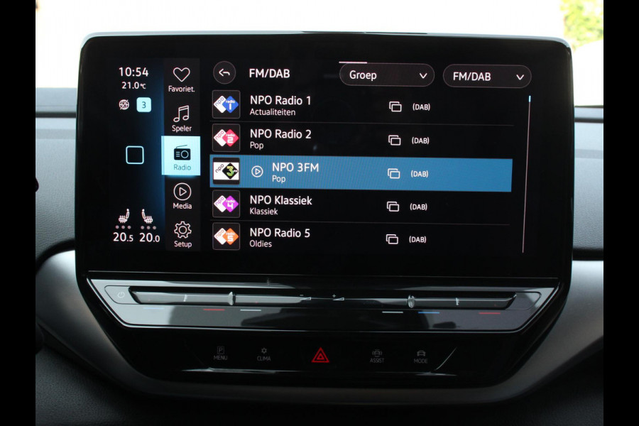 Volkswagen ID.4 204pk Panorama dak Navigatie Climate Control Parkeer Sensoren Lichtmetalen velgen