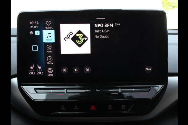Volkswagen ID.4 204pk Panorama dak Navigatie Climate Control Parkeer Sensoren Lichtmetalen velgen