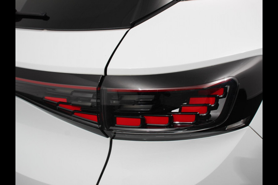 Volkswagen ID.4 204pk Panorama dak Navigatie Climate Control Parkeer Sensoren Lichtmetalen velgen