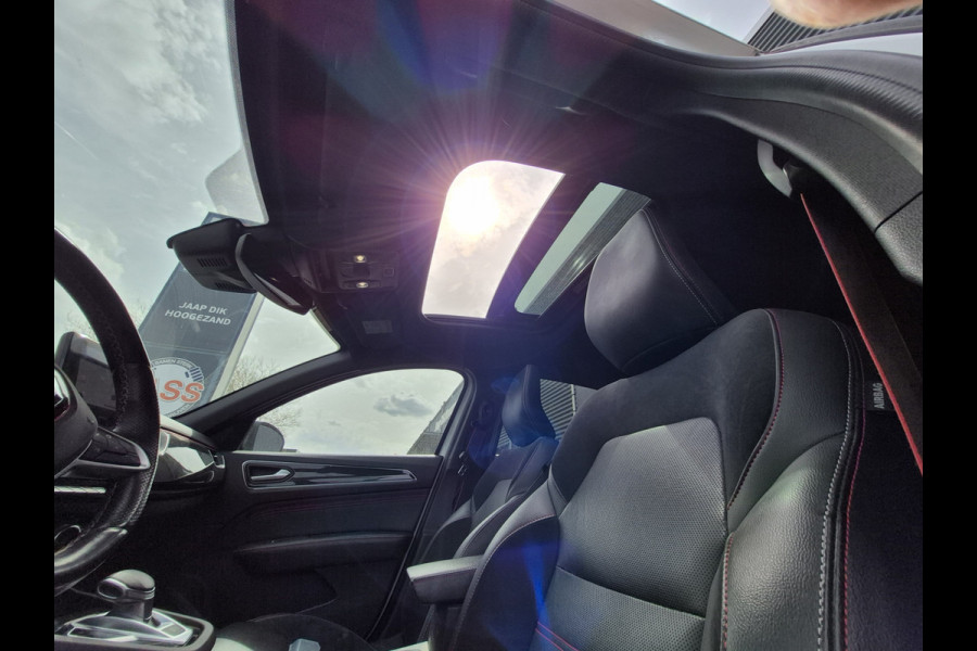 Renault Arkana BWJ 2022 | 1.6 E-Tech Hybrid 145 R.S. Line | TREKHAAK | PANO DAK | LEER | STOEL&STUUR VERW | NAVI | CLIMA | CAMERA | CARPLAY