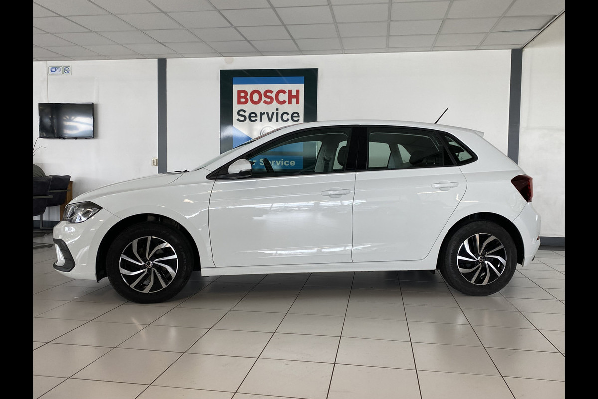 Volkswagen Polo 1.0 TSI Life automaat 5 Drs Carplay /Stoelverwarming / Navigatie / Cruise controle