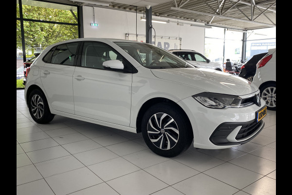 Volkswagen Polo 1.0 TSI Life automaat 5 Drs Carplay /Stoelverwarming / Navigatie / Cruise controle